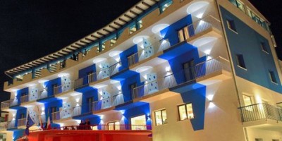 Tus' Hotel